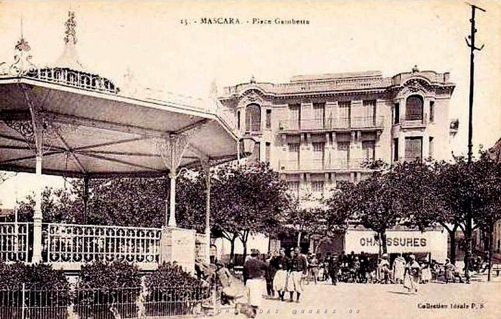 Mascara - Kiosque 02.jpg